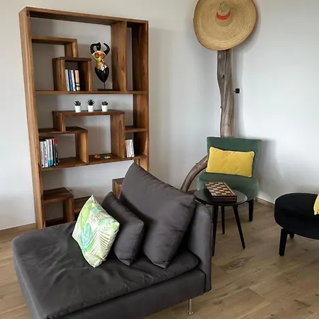 Dom wakacyjny 4-bedroom With Private Pool And Sea View *