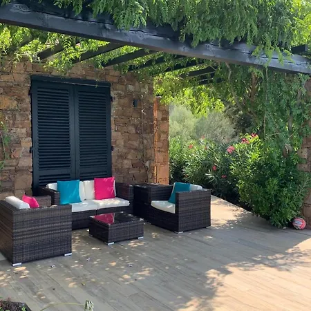4-bedroom With Private Pool And Sea View Saint-Raphaël